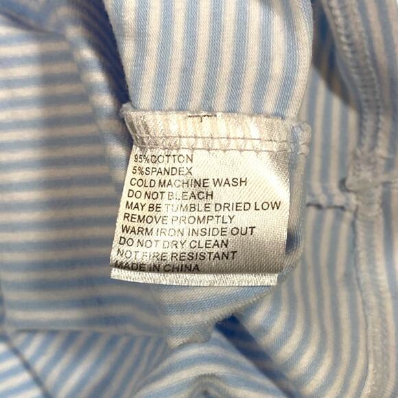 Trotter Street Kids Santa Applique Size 5 Dress - Picture 5 of 5